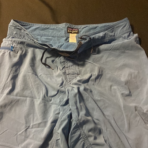 Patagonia Swim Trunks Board Shorts 33 Blue Inseam 10” Unlined. Preowned. - Picture 2 of 5